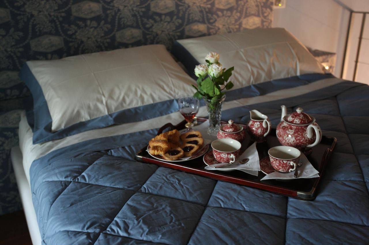 Bed and Breakfast Palazzo Santinelli SantʼAngelo in Vado Pokój zdjęcie